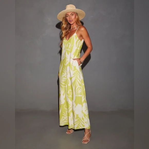 VICI Waikiki Tropical Print Relaxed Jumpsuit M